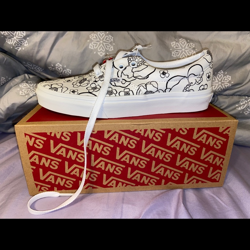 U-COLOR ERA VANS